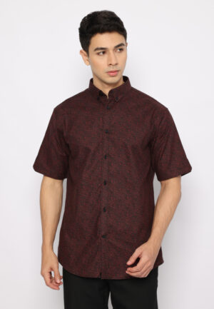 Jobb Jaspero Kemeja Pria Lengan Pendek Regular Fit Maroon