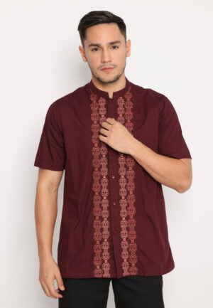 Jobb Qadir Baju Koko Pria Lengan Pendek Regular Fit Maroon