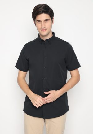 Jobb Egan Kemeja Pria Lengan Pendek Slim Fit Hitam