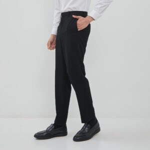 Jobb Moresby Celana Panjang Pria Regular Fit Hitam